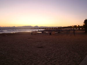 Beach playa Salou what to do 24 hours weekend que hacer en 24 horas fin de se semana que ver what to see vagueonthehow