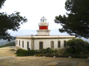 Lighthouse Faro de Salou free activities 