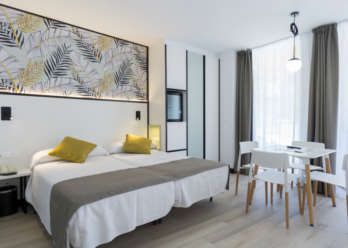 Superior family room Hotel Calypso