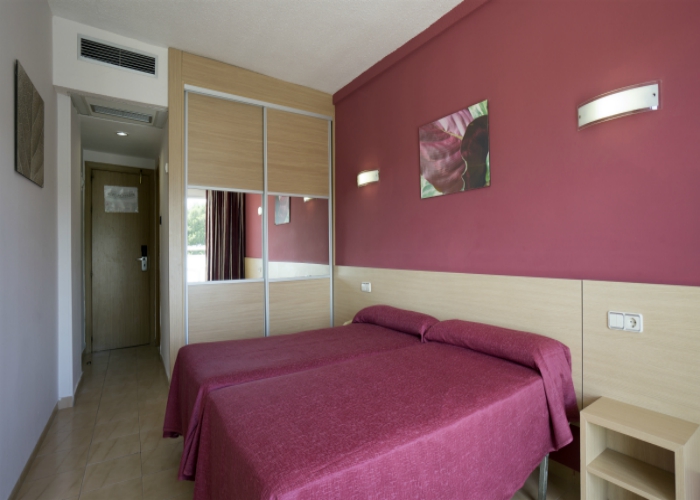 Medplaya Hotel Calypso In Salou Tarragona Costa Dorada Connecting Room Hotel Calypso